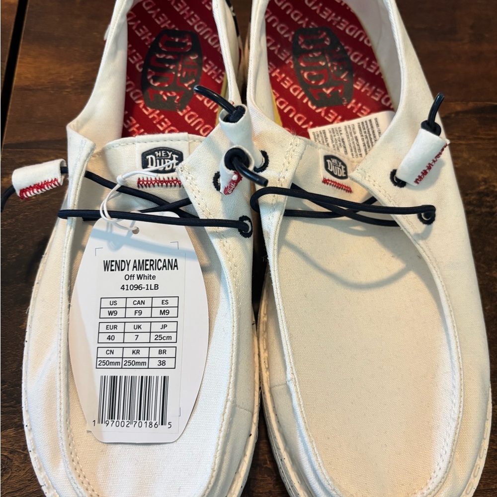 Hey Dude Americana Wendy